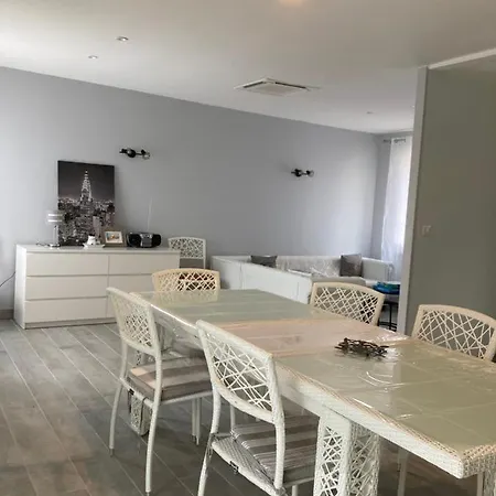 Maison Mirabelle *